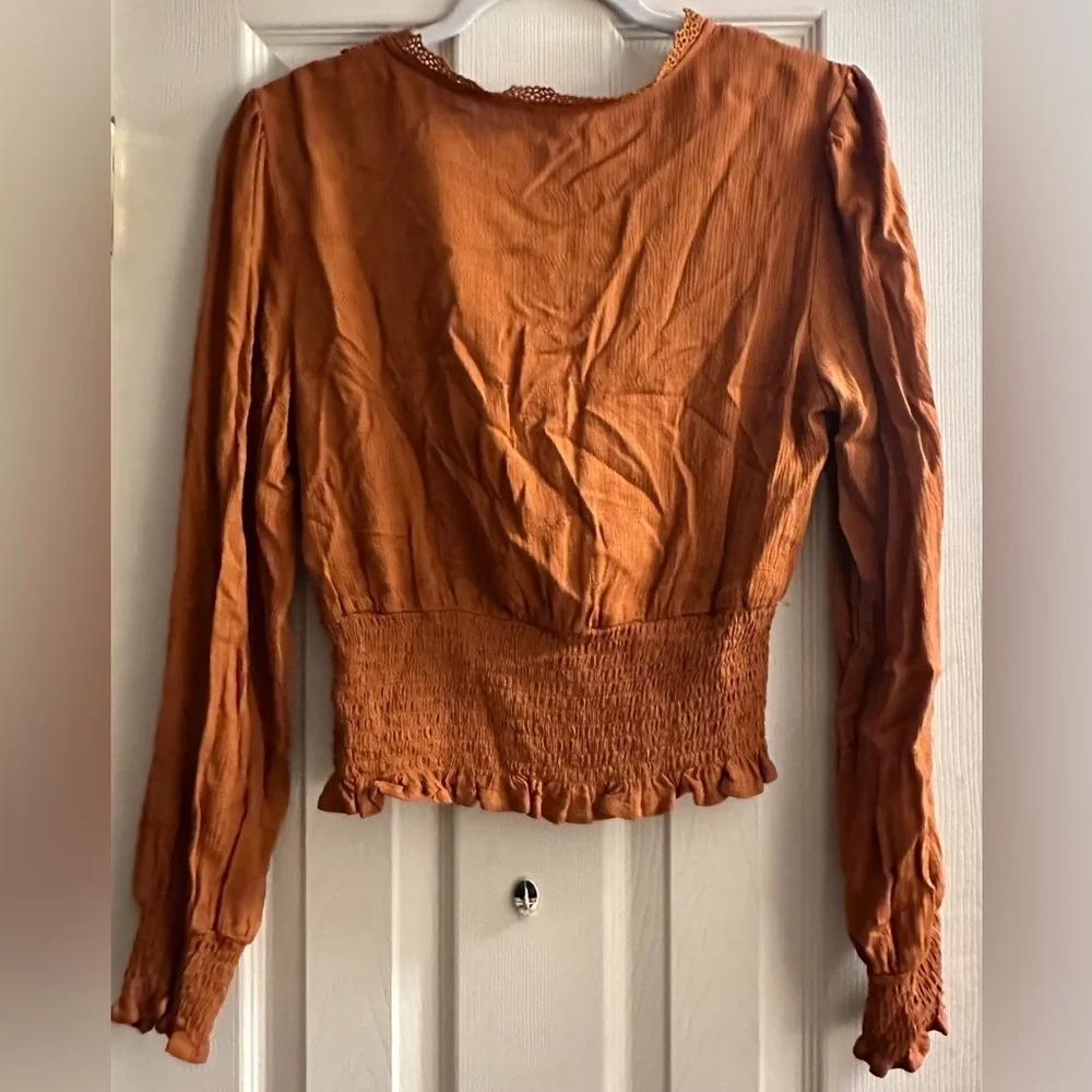 Brown Smocked v-neck - Picture 6 of 7